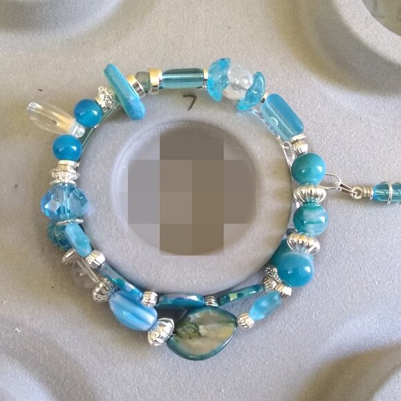 Ocean Blues! Double Wrap Bracelet with Various Type of Beads - Adjustable 7" +++ - Picture 9 of 11